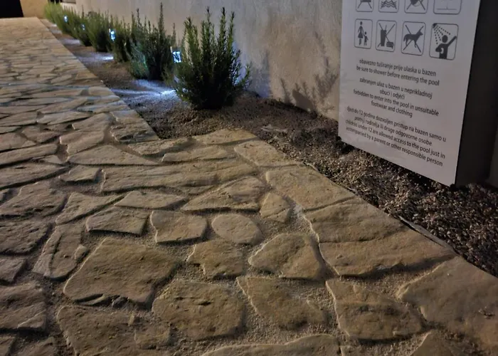 Brod וילה שיבניק